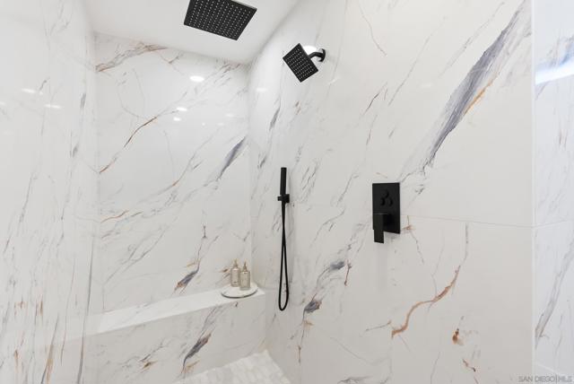 1110 Sea Village Dr, Cardiff by the Sea CA: https://media.crmls.org/mediaz/ccaa283d-47b4-455d-9c2b-5275fad59bd7.jpg