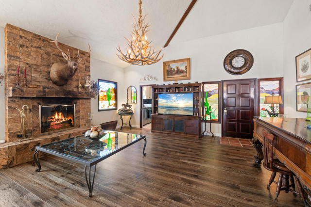 56375 Bighorn Drive, Mountain Center CA: https://media.crmls.org/mediaz/ccaace40-370f-4195-ae1b-0be3fd215b56.jpg