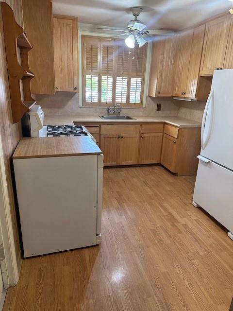 727 CHESTNUT Avenue, San Bruno CA: https://media.crmls.org/mediaz/ccaae017-4a88-4b5e-a425-60c0b013470a.jpg