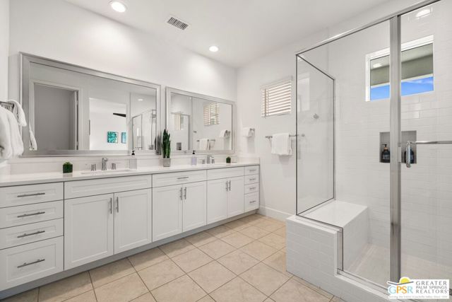 84621 Lago Breeza Drive, Indio CA: https://media.crmls.org/mediaz/ccab1cfb-7dfa-4f3f-b916-c66239c87157.jpg