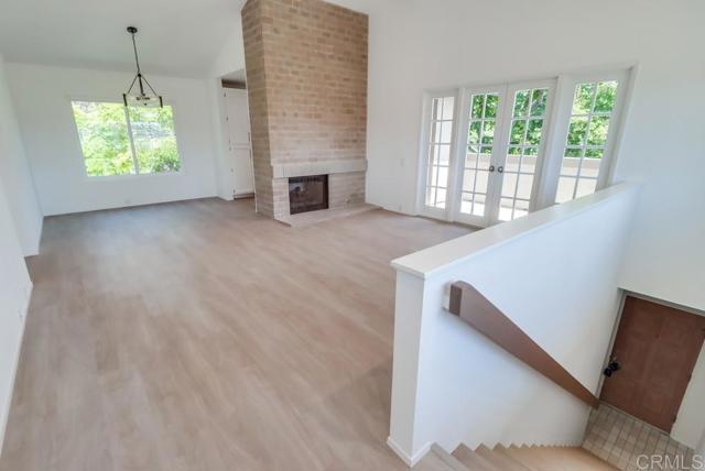 Detail Gallery Image 9 of 42 For 6055 Cirrus St, San Diego,  CA 92110 - 2 Beds | 2 Baths