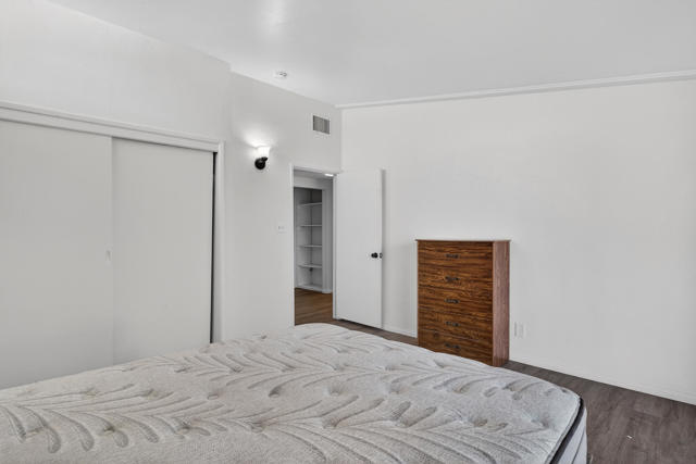 7504 Balsa Avenue, Yucca Valley CA: https://media.crmls.org/mediaz/ccb23032-93ff-4a1d-b7ac-404e47031493.jpg