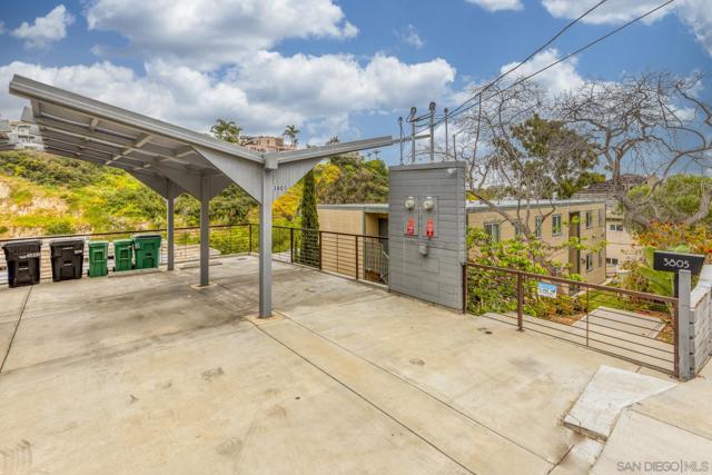 3805 Keating Street, San Diego CA: https://media.crmls.org/mediaz/ccb3cf5f-12e5-4abe-86c7-f657a9053f29.jpg