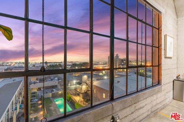 1855 Industrial St #708, Los Angeles, CA 90021