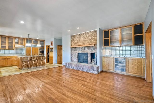 2511 Via Rancheros, Fallbrook CA: https://media.crmls.org/mediaz/ccb3f275-e923-469f-bf78-3662f30fd65f.jpg