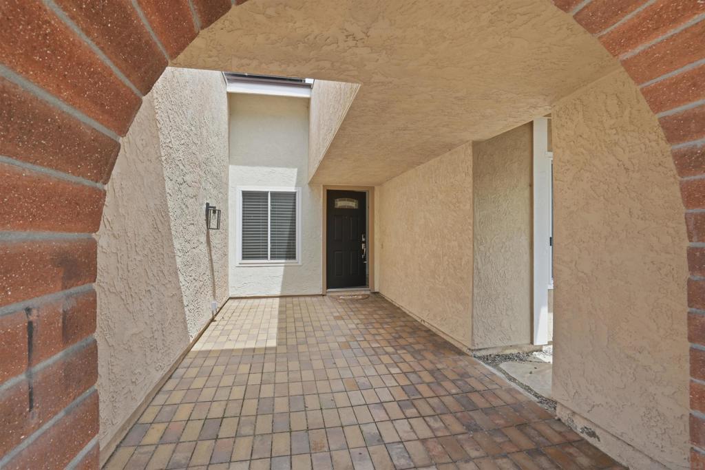 3022 Azahar Court - photo 4