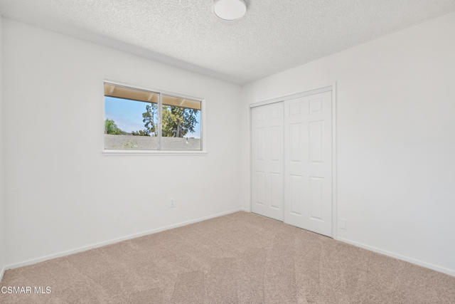 951 Tapies Court, Newbury Park CA: https://media.crmls.org/mediaz/ccb66458-c1ed-4cec-82c5-06f897b7151a.jpg