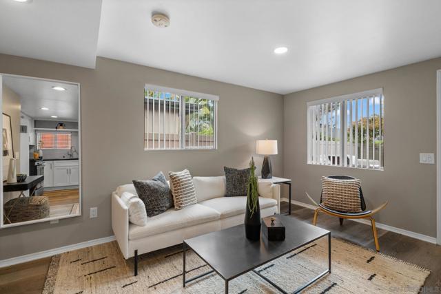 4573 4575 Massachusetts St, San Diego CA: https://media.crmls.org/mediaz/ccb68003-9849-4b04-872e-c2b98a8690e1.jpg
