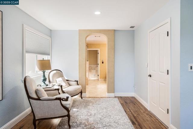 4040 Westminster Pl, Danville CA: https://media.crmls.org/mediaz/ccb777fa-f982-472c-9e08-3e0fef6ffb18.jpg