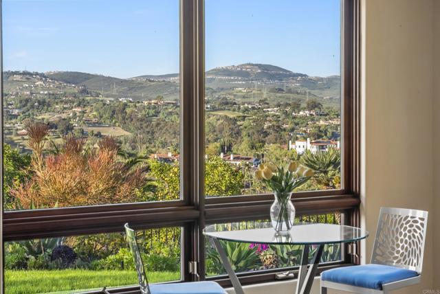 Detail Gallery Image 7 of 15 For 18102 via Ascenso, Rancho Santa Fe,  CA 92067 - 6 Beds | 6/1 Baths