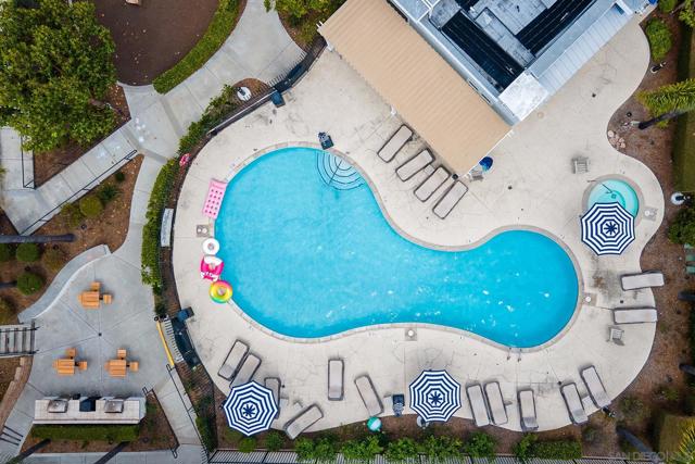 3528 Shoreline Bluff Ln, San Diego CA: https://media.crmls.org/mediaz/ccb82f76-1d56-49be-a166-8770a36ec1d4.jpg