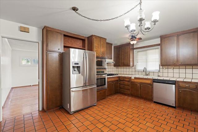 1991 Santa Inez Court, Santa Clara CA: https://media.crmls.org/mediaz/ccb9324c-c948-4978-bc21-8c55de6b3994.jpg