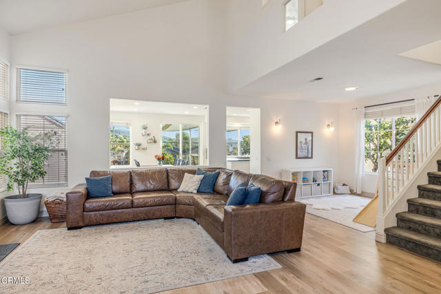 Detail Gallery Image 9 of 44 For 3118 Foxtail Ct, Thousand Oaks,  CA 91362 - 3 Beds | 2 Baths