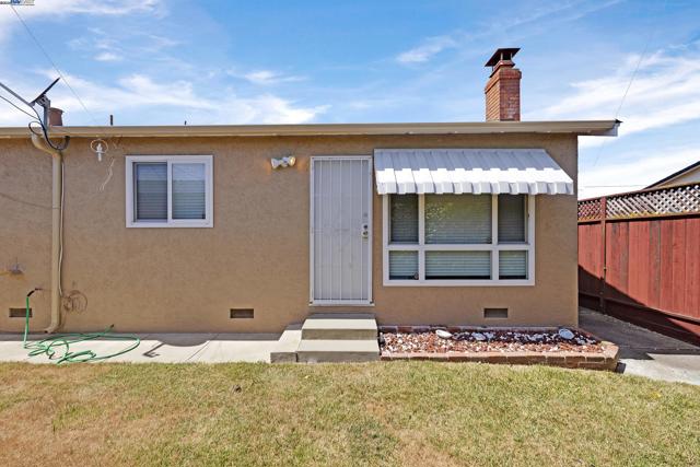 Image 23 of 33 For 1560 Vining Dr
