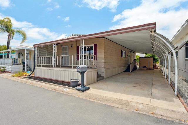 1212 H Street, Ramona CA: https://media.crmls.org/mediaz/ccbbd71f-764c-4547-b49d-d68d70a458e1.jpg