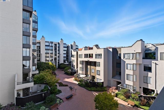 156 Lombard St, San Francisco CA: https://media.crmls.org/mediaz/ccbc2e44-70cc-4f1c-94e4-b3d287a13f15.jpg