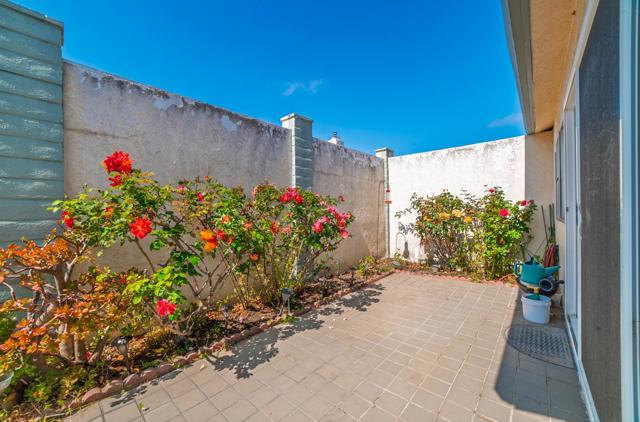 1619 Seville Street, Salinas CA: https://media.crmls.org/mediaz/ccbc83ca-6fef-4298-adc0-786c7851c83d.jpg