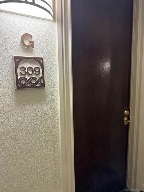 999 N Pacific St, Oceanside CA: https://media.crmls.org/mediaz/ccbd7d51-9c90-4046-9830-4a8c3c8bf181.jpg