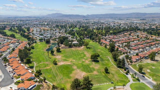Detail Gallery Image 27 of 34 For 1999 Pecan Tree St, Hemet,  CA 92545 - 4 Beds | 2/1 Baths