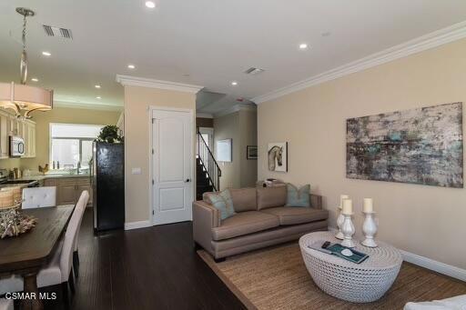 7608 W Ani Way, North Hollywood CA: https://media.crmls.org/mediaz/ccbdcde6-7026-4ffb-b608-9a82919e23f7.jpg