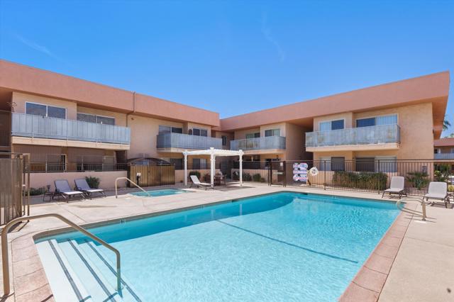 400 N Sunrise Way, Palm Springs CA: https://media.crmls.org/mediaz/ccbf286f-ab33-4eb3-9330-d538e5eda2ca.jpg