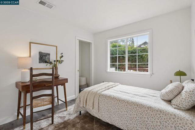 Image 31 of 60 For 2335 Mallard Drive