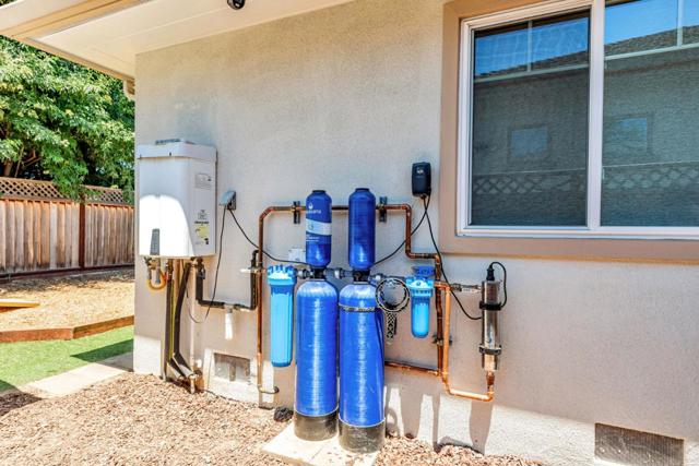 1151 Doralee Way, San Jose CA: https://media.crmls.org/mediaz/ccc081a2-a768-46e5-a2c7-d17d9884465c.jpg