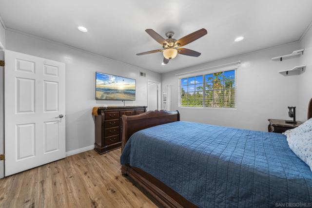 1780 Grove Rd, El Cajon CA: https://media.crmls.org/mediaz/ccc244cc-9cc8-43f9-9a23-9e2bbde88096.jpg