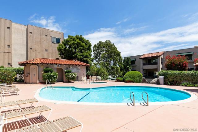 2510 Clairemont Dr, San Diego CA: https://media.crmls.org/mediaz/ccc53029-4056-455f-b153-37fcece08912.jpg