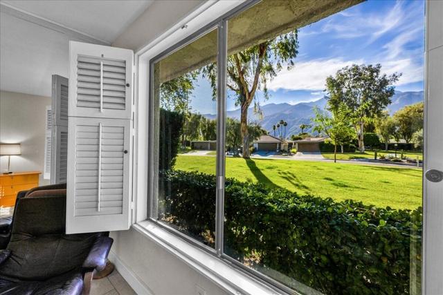 2202 Oakcrest Drive, Palm Springs, CA 92264