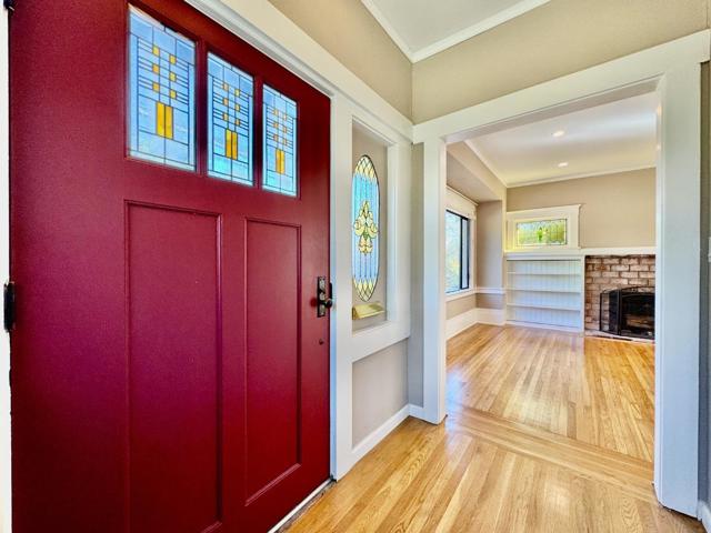 809 Bayswater Avenue, Burlingame CA: https://media.crmls.org/mediaz/ccc5a139-e2a1-4fc1-b230-112b7319e7d7.jpg