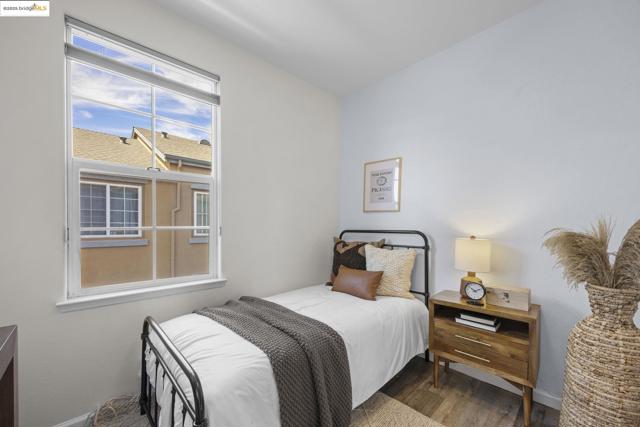 8892 Bellina Commons, Dublin CA: https://media.crmls.org/mediaz/ccc5a5a8-258a-4c35-b808-8ddbe060a67a.jpg