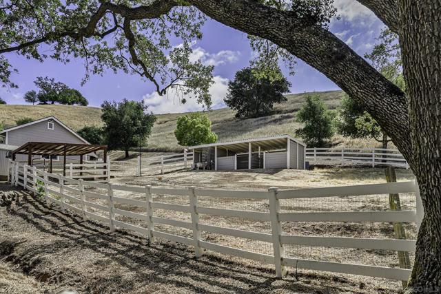 1755 W Edmundson Ave, Morgan Hill CA: https://media.crmls.org/mediaz/ccc5da59-6294-43c0-aff0-00d3e31fe7a5.jpg