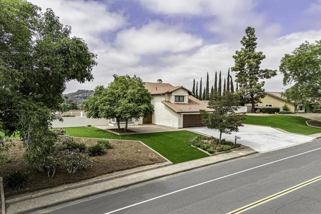 14051 Fiddletown Rd., Poway CA: https://media.crmls.org/mediaz/ccc66760-c0d8-48e7-b23a-ce7ef3d7b9e7.jpg