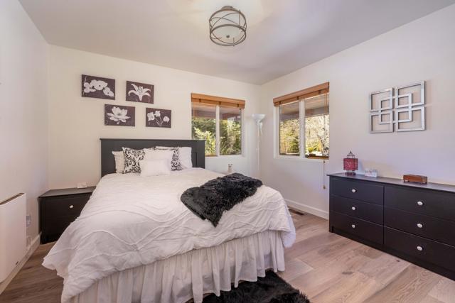 1188 Monte Vista Drive, Big Bear CA: https://media.crmls.org/mediaz/ccc84fa8-653e-4283-9630-8a1890378dda.jpg