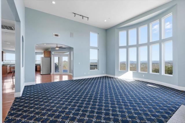 Detail Gallery Image 6 of 75 For 3035 Millar Ranch Rd, Spring Valley,  CA 91978 - 4 Beds | 3/1 Baths