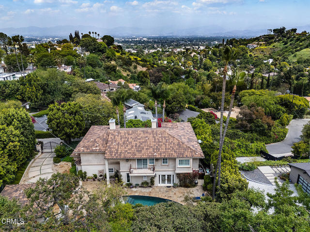 Detail Gallery Image 3 of 46 For 15450 Briarwood Dr, Sherman Oaks,  CA 91403 - 4 Beds | 4/1 Baths