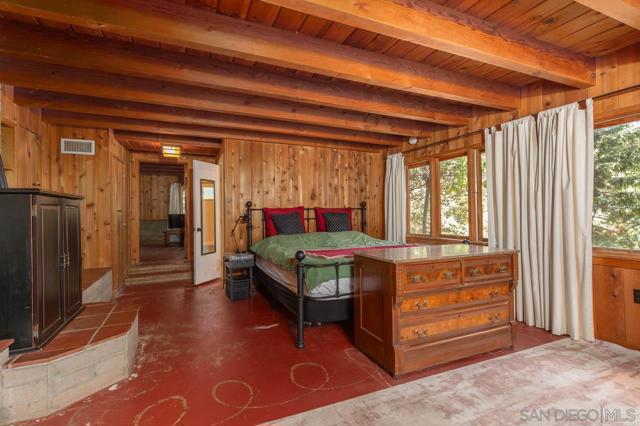 4470 Pine Ridge Avenue, Julian CA: https://media.crmls.org/mediaz/ccc96c8a-4bad-4d09-8c9d-dd817680ffaa.jpg