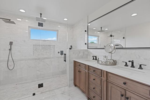 375 Old Mount Road, Felton CA: https://media.crmls.org/mediaz/cccbb16f-dbe9-4cb6-ba26-411c2689ca6f.jpg