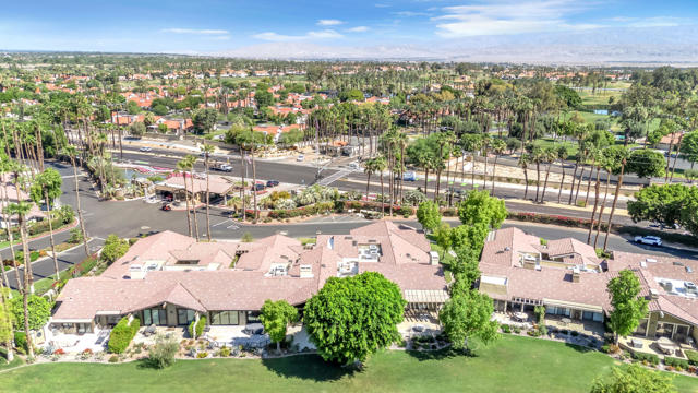 207 Bouquet Canyon Drive, Palm Desert, CA 92211