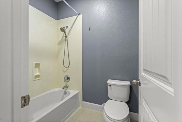 1420 Cielo Vista Lane, Gilroy CA: https://media.crmls.org/mediaz/ccce78bd-e735-495b-89ed-681cb672bbd3.jpg