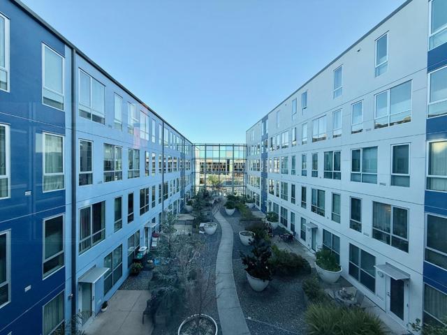 888 7th Street, San Francisco CA: https://media.crmls.org/mediaz/cccf72ce-ec04-40a6-a8d8-7c5a78d99afc.jpg