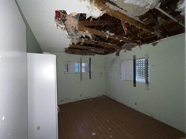 Detail Gallery Image 33 of 36 For 570 S Lyon Ave, Hemet,  CA 92543 - 2 Beds | 2 Baths