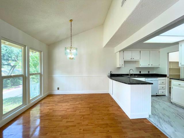 7959 La Riviera Drive, Sacramento CA: https://media.crmls.org/mediaz/ccd0a2e4-a0d6-4797-b287-43d880c8e7f2.jpg