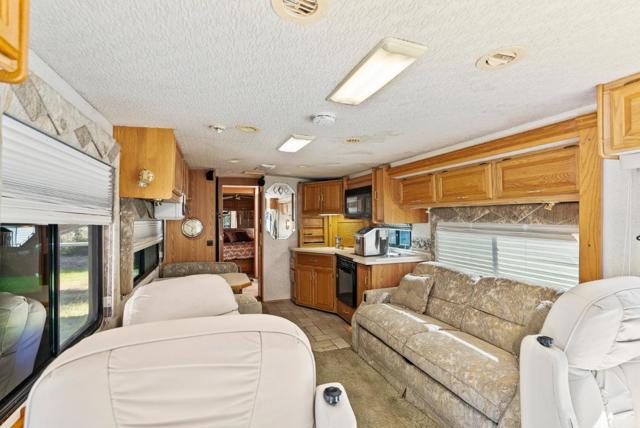15995 Big Basin Way, Boulder Creek CA: https://media.crmls.org/mediaz/ccd117a6-c4e3-4938-8fa5-25e1018c925b.jpg