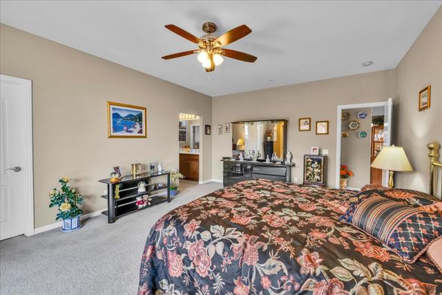 3854 Blue Sky Way, Palm Springs CA: https://media.crmls.org/mediaz/ccd14960-1e4c-412c-966f-4dfdcdfa44ba.jpg