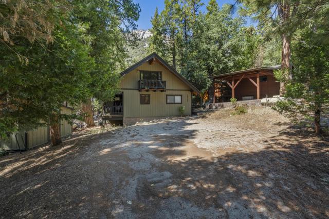 24747 Fern Valley Road, Idyllwild CA: https://media.crmls.org/mediaz/ccd21c05-8b0c-44a4-a624-dc9406fd740a.jpg