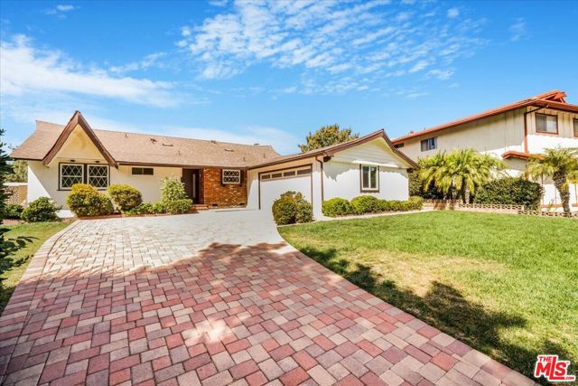 975 Pons Court, Newbury Park, CA 91320