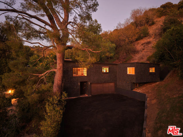 2774 Woodstock Road photo 33