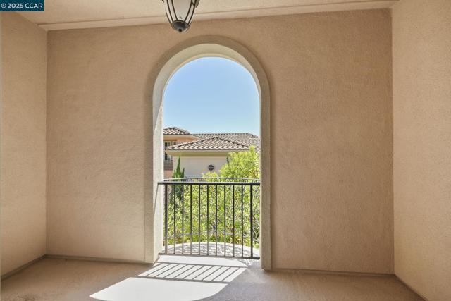 4650 Rimini Ct, Dublin CA: https://media.crmls.org/mediaz/ccd53bf9-9be3-4787-84bf-57f29ea6aad0.jpg